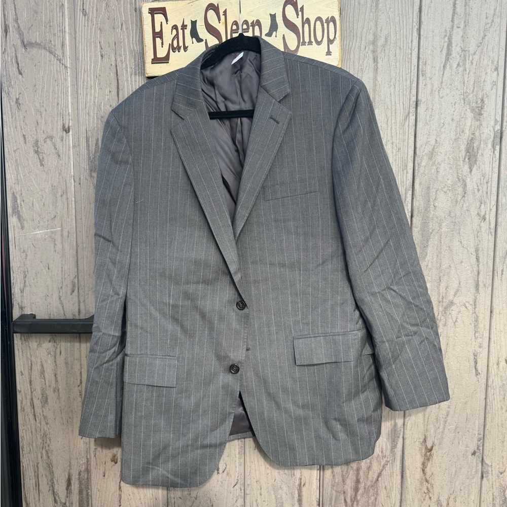 Classic Gray Pinstripe Men's Suit set